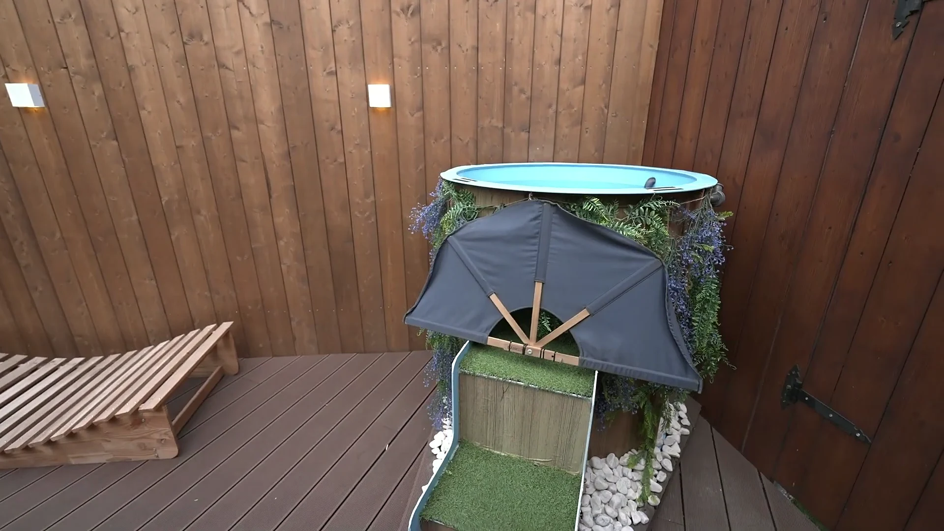Small Sauna: interior 5